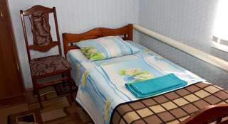 Гостиница Gostinichnyy Kompleks Natasha Урюпинск Бюджетный двухместный номер с 2 отдельными кроватями-6