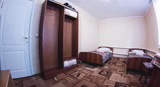 Гостиница Gostinichnyy Kompleks Natasha Урюпинск Бюджетный двухместный номер с 2 отдельными кроватями-8